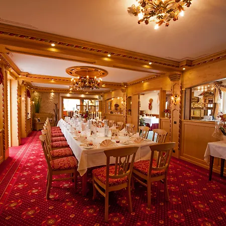 Hotel Feste Neustadt 3*