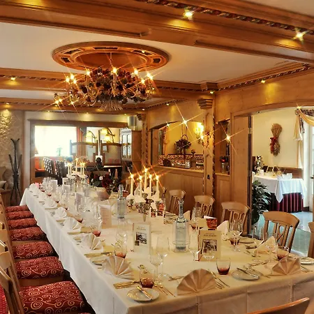 Hotel Feste Neustadt 3*