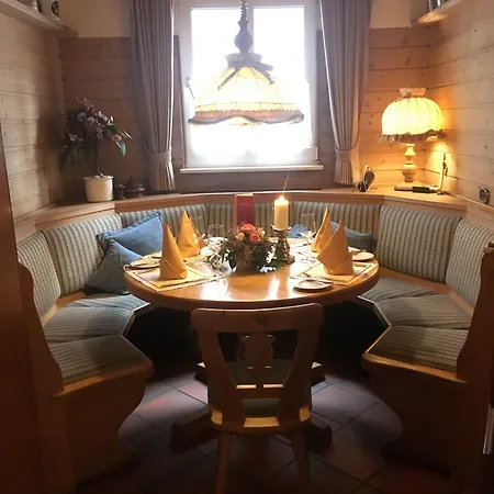 Feste Neustadt Отель 3*