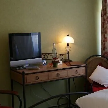 Отель Feste Neustadt 3*