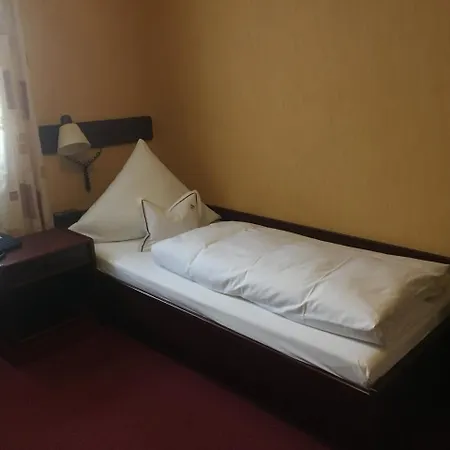 Feste Neustadt Отель